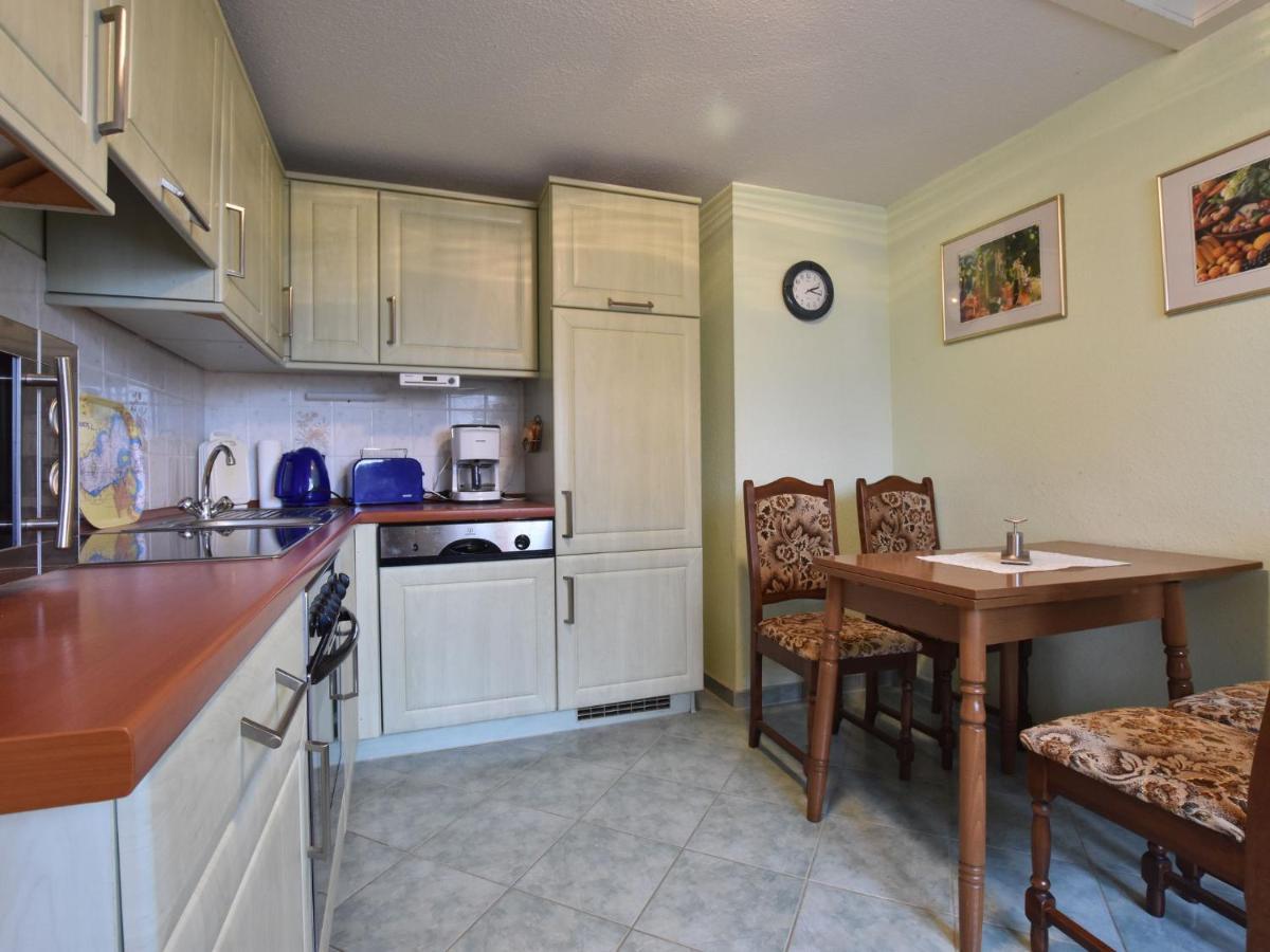 Classy Apartment In Boltenhagen With Terrace エクステリア 写真